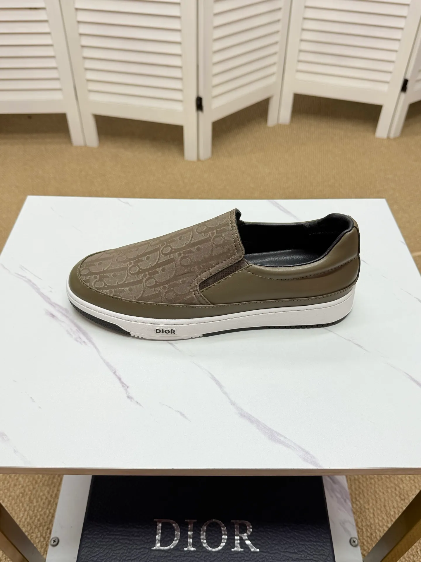 Men's clothing and shoes 210. (DIOR-Dior) casual sports shoes, official website synchronization, counter quality, fashionable and simple classic style, original outsole, size: 39-44 (45, 46 customized, non-refundable) Yh